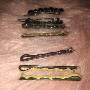 Accessories - Vintage bobbie-pins and barrettes💥 Accessories - Vintage bobbie-pins and barrettes💥